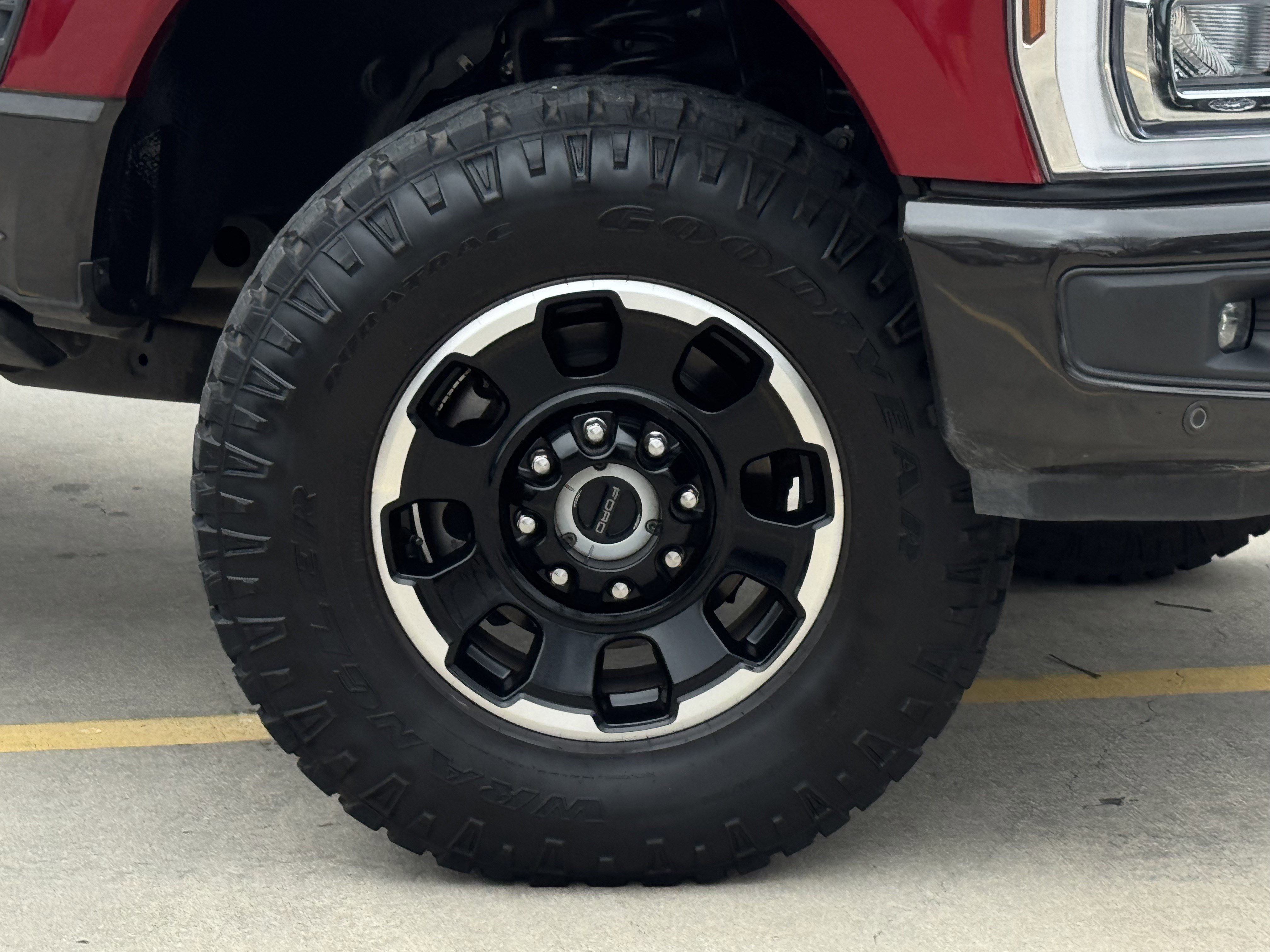 Certified 2025 Ford F250 King Ranch w/ Tremor Off-Road Package image 8