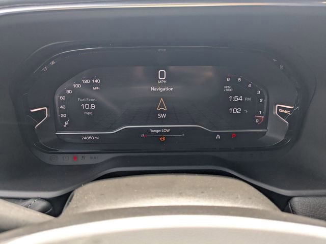 Used 2023 GMC Yukon Denali image 11