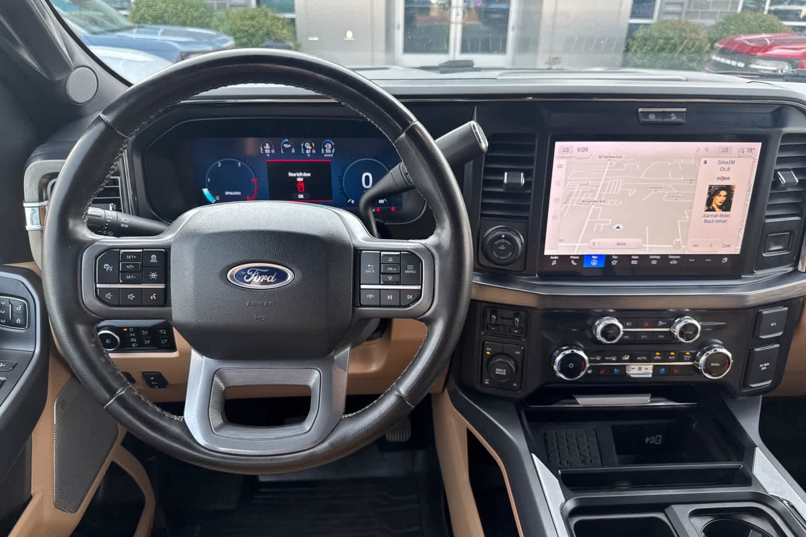 Certified 2025 Ford F350 Lariat w/ Lariat Ultimate Package AWD/4WD image 14