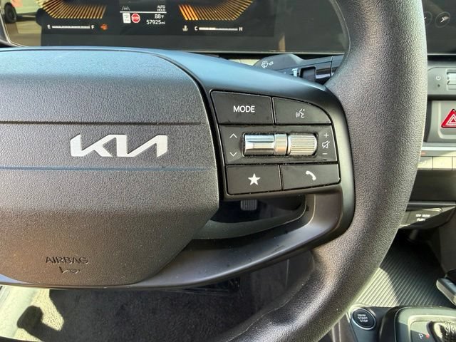 Used 2025 Kia K4 FWD image 15