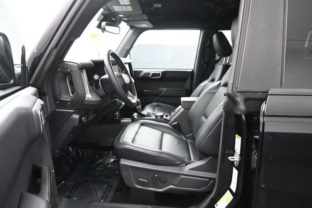 Certified 2025 Ford Bronco Outer Banks AWD/4WD image 10