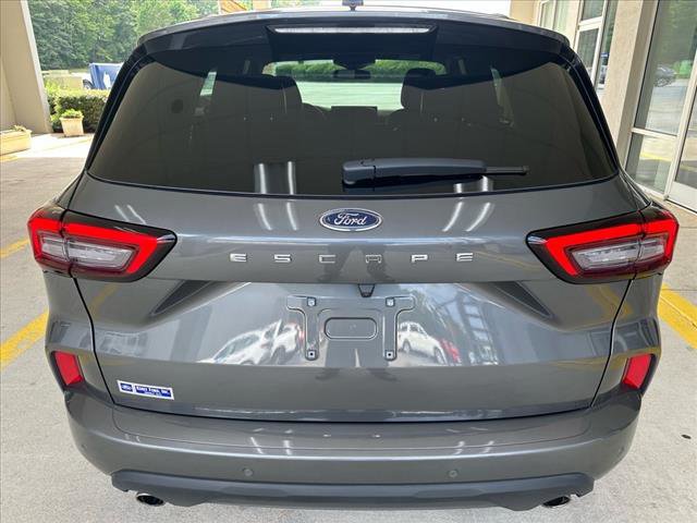 Certified 2023 Ford Escape ST-Line w/ Tech Pack #1 image 3
