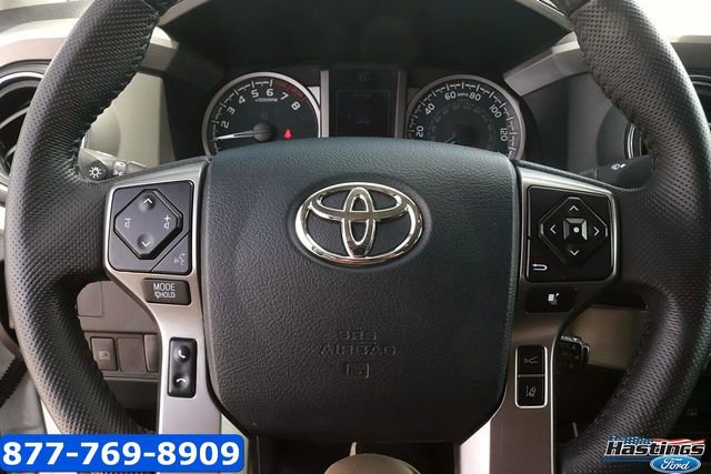 Used 2020 Toyota Tacoma SR5 AWD/4WD image 15