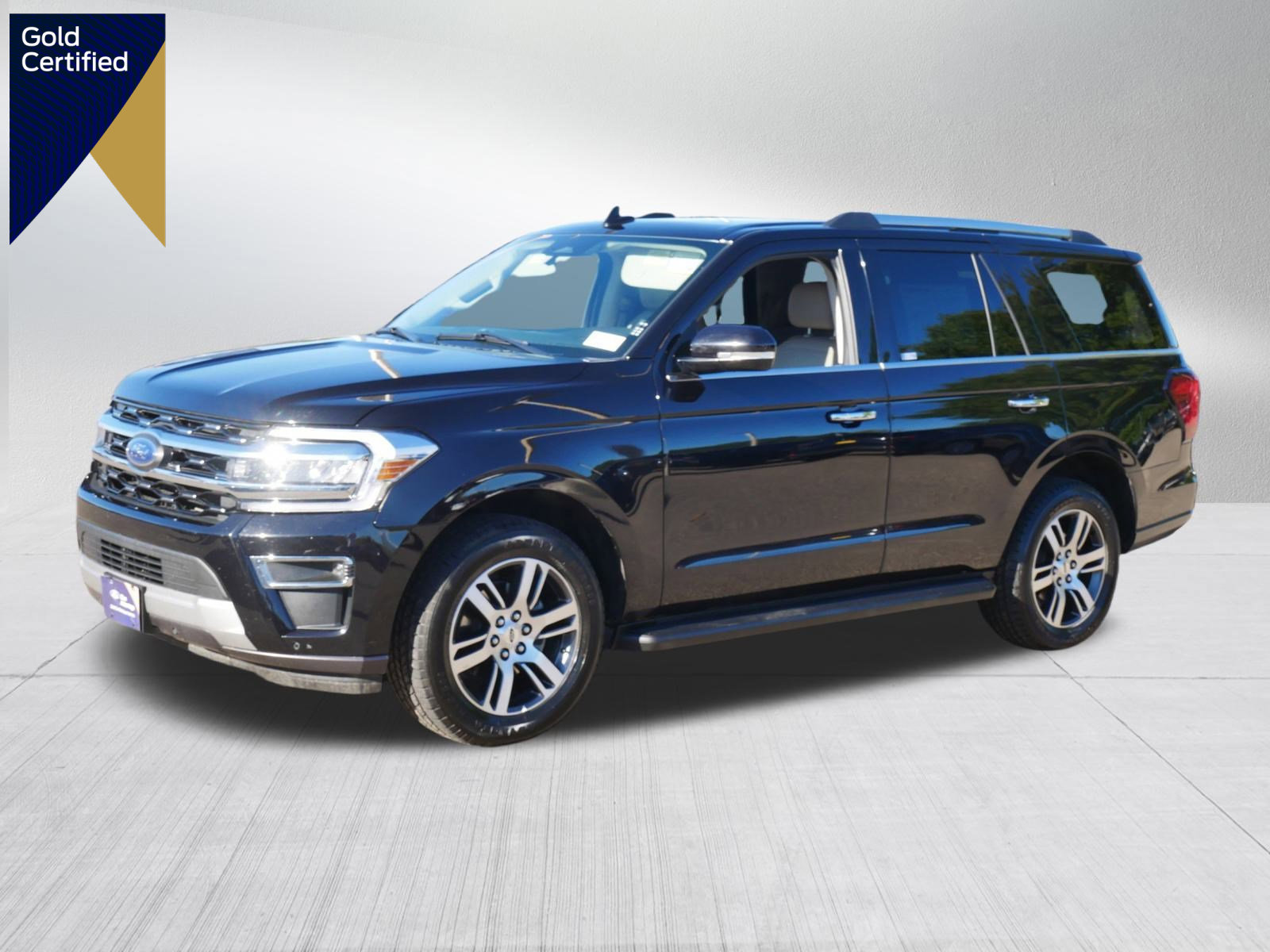 Certified 2024 Ford Expedition Limited image 1