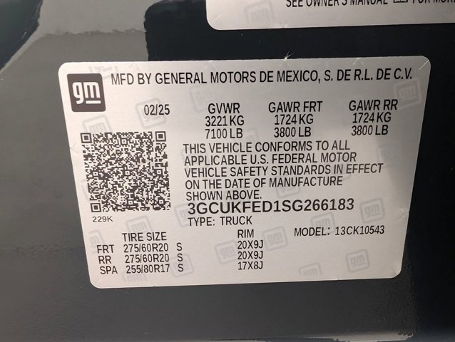 Used 2025 Chevrolet Silverado 1500 LT Trail Boss w/ Protection Package image 9