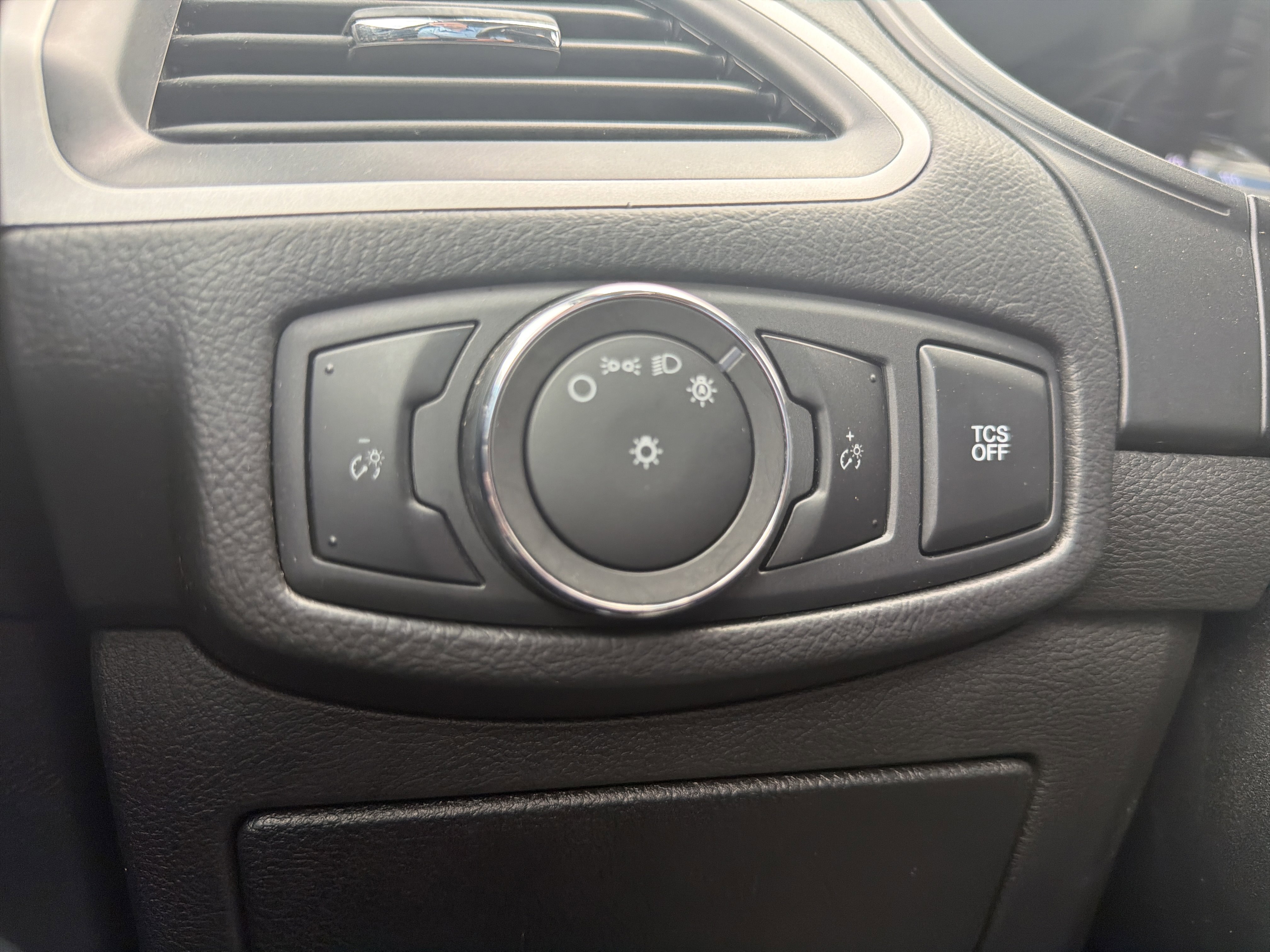 Certified 2023 Ford Edge SEL AWD/4WD image 29