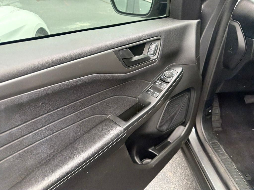 Certified 2023 Ford Escape Active w/ Tech Pack #1 FWD image 2