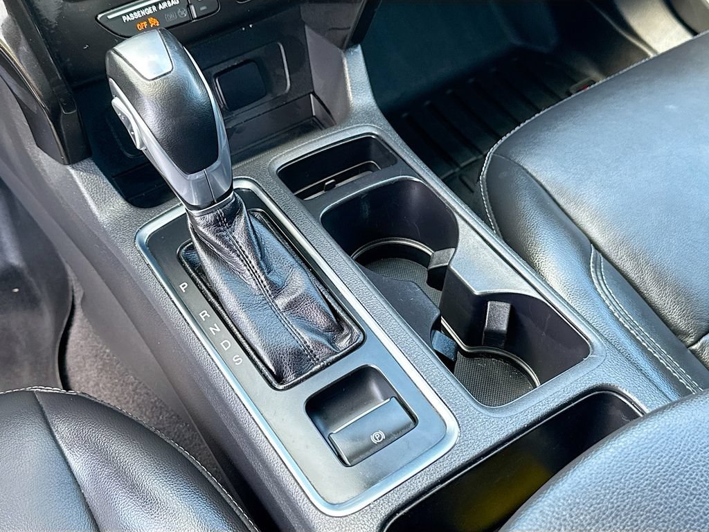Certified 2019 Ford Escape Titanium FWD image 19