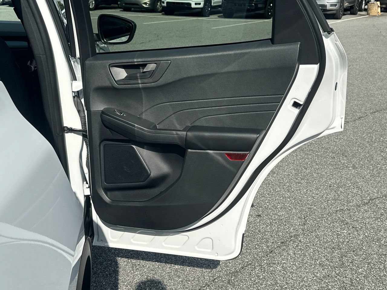 Certified 2025 Ford Escape Active FWD image 18