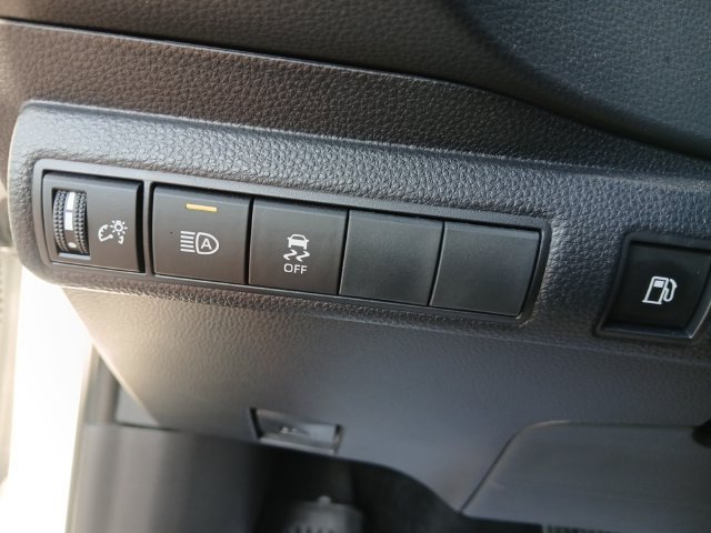 Used 2026 Toyota Corolla SE FWD image 18