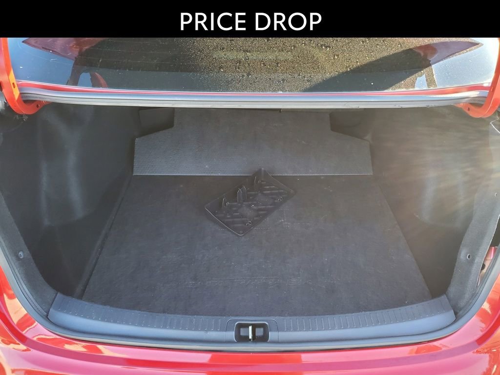 Used 2021 Toyota Corolla LE image 6