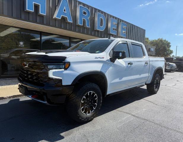 Used 2022 Chevrolet Silverado 1500 ZR2 w/ Technology Package AWD/4WD image 1