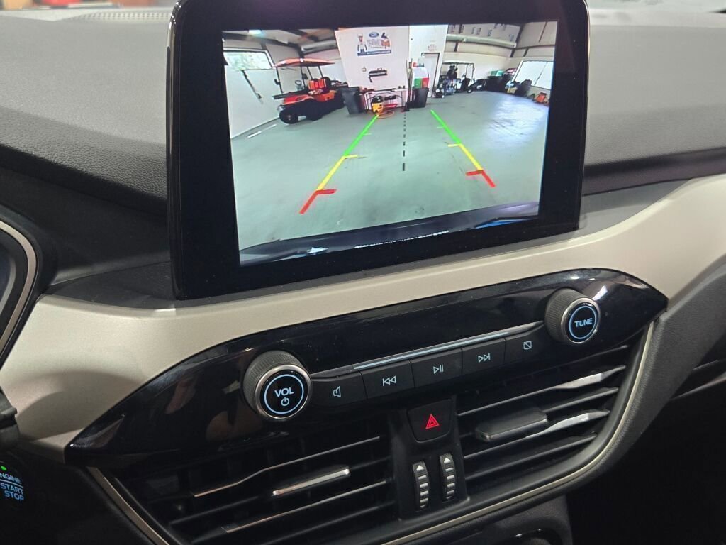 Certified 2022 Ford Escape SEL w/ Technology Package image 27