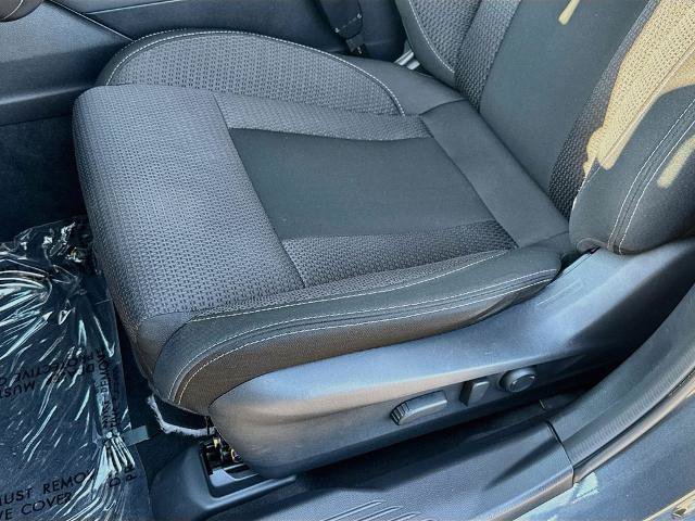 Used 2024 Subaru Outback Premium AWD/4WD image 17