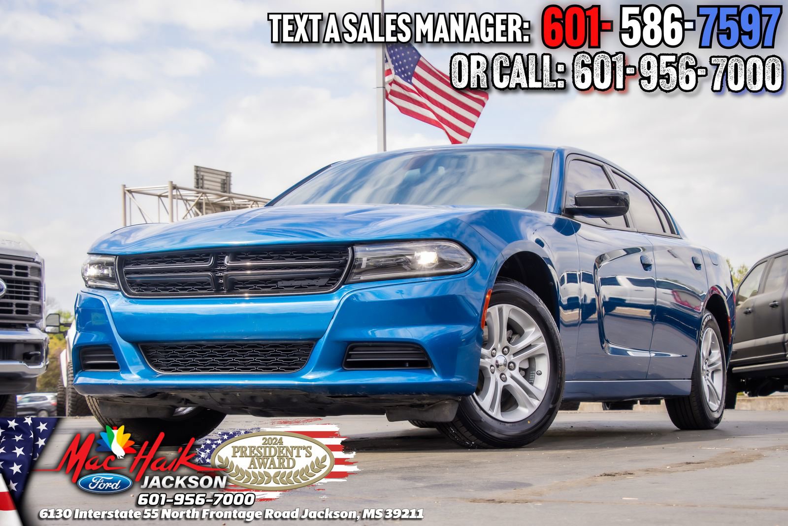 Used 2023 Dodge Charger SXT image 2