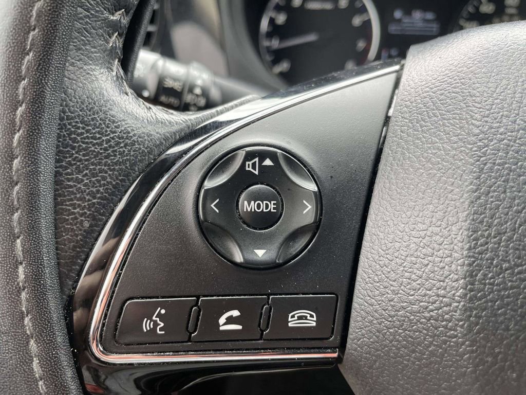 Used 2020 Mitsubishi Outlander SEL image 27