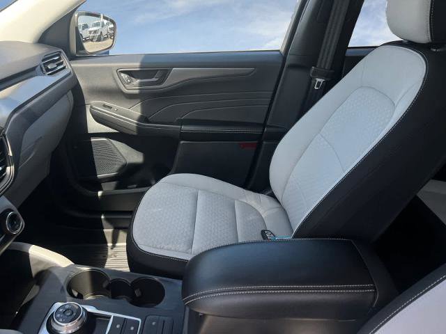 Certified 2025 Ford Escape Active FWD image 15