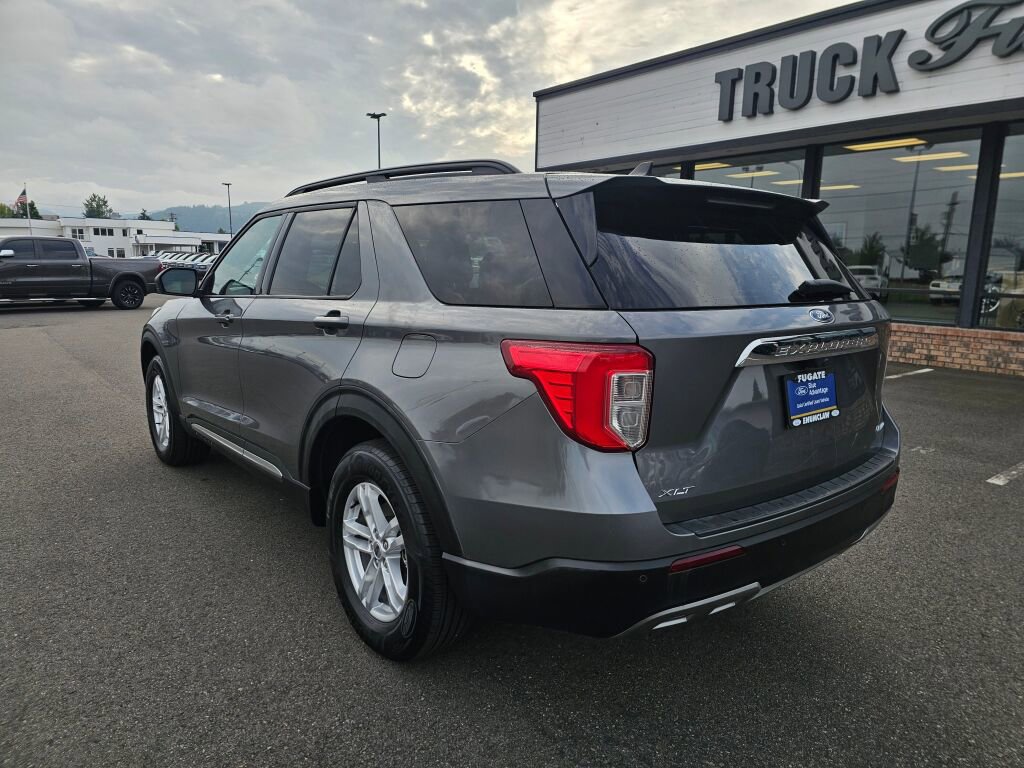 Certified 2024 Ford Explorer XLT w/ Equipment Group 202A image 8
