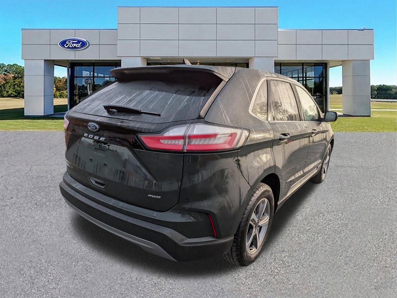 Certified 2024 Ford Edge SEL w/ Convenience Package image 5
