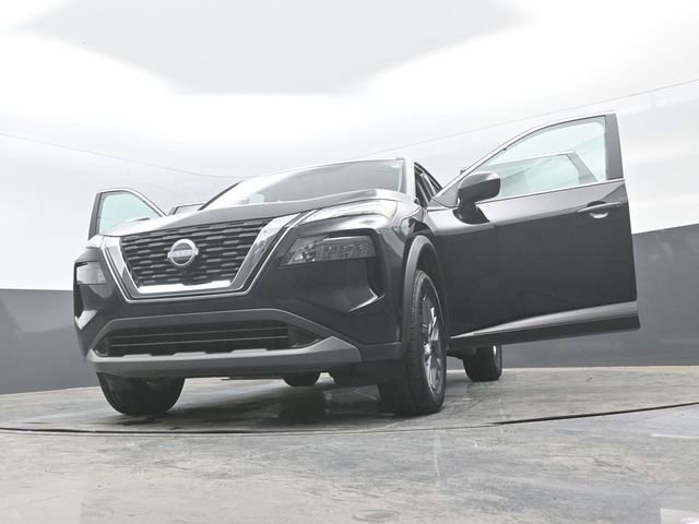 Used 2023 Nissan Rogue S AWD/4WD image 29
