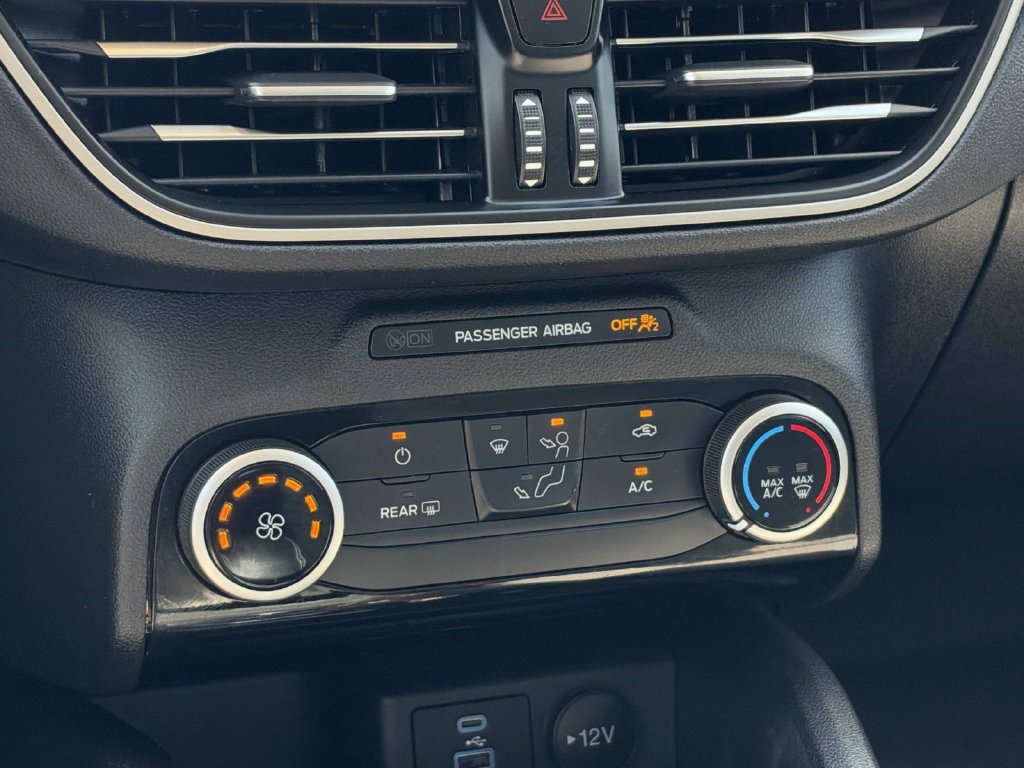 Certified 2022 Ford Escape SE FWD image 16