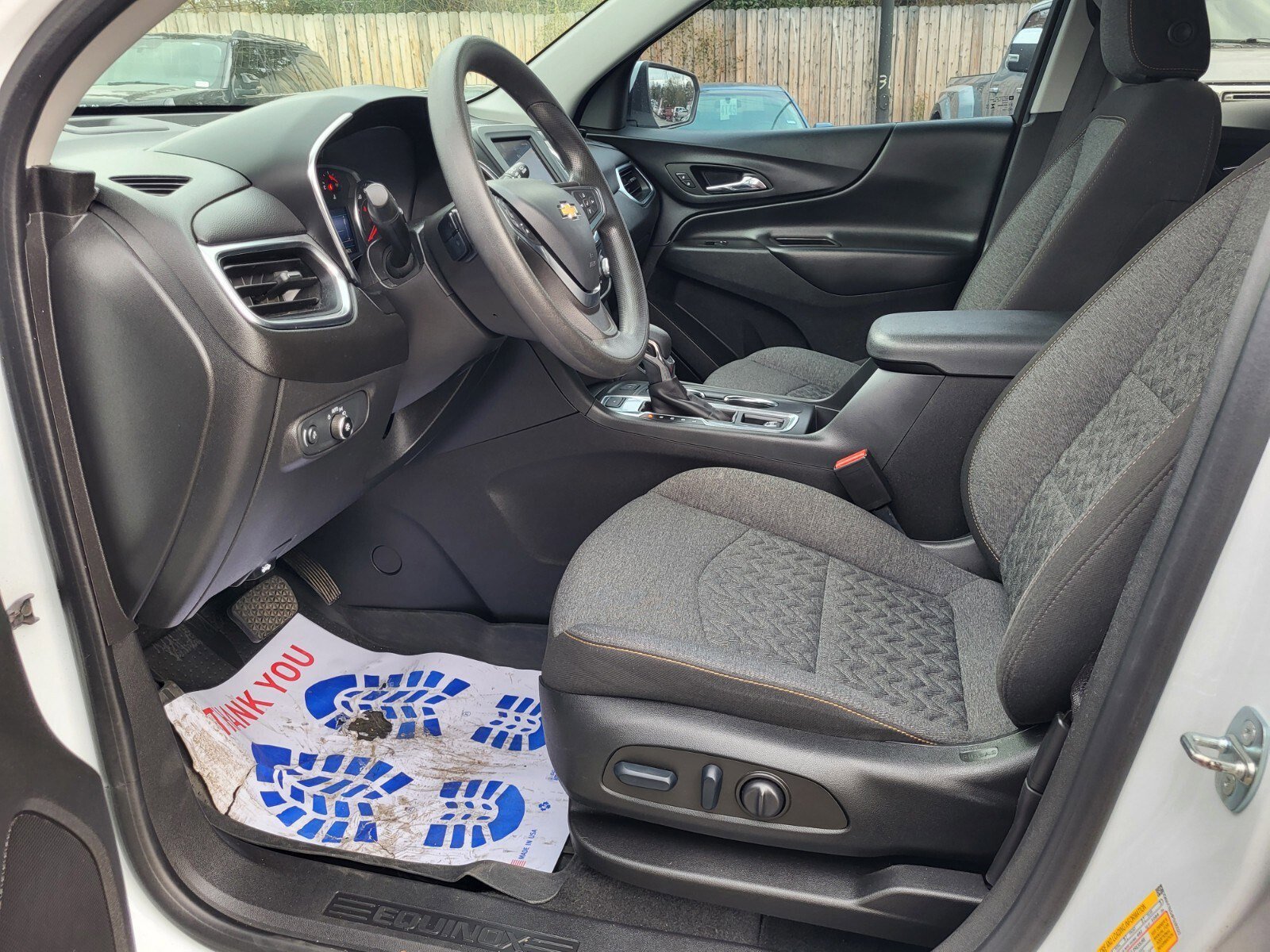 Used 2023 Chevrolet Equinox LT w/ LPO, Floor Liner Package image 19