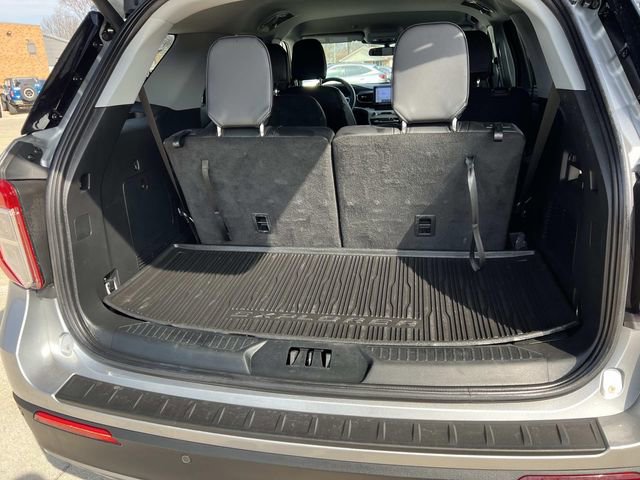 Certified 2023 Ford Explorer XLT w/ Equipment Group 202A image 10