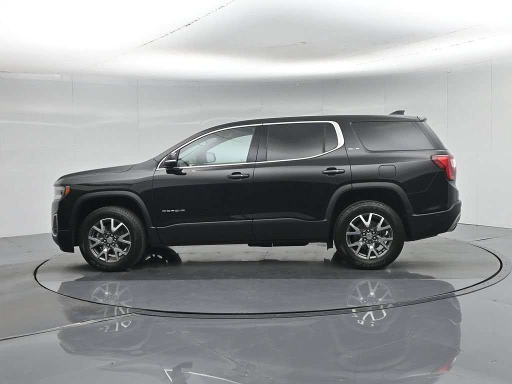 Used 2022 GMC Acadia SLE FWD image 32