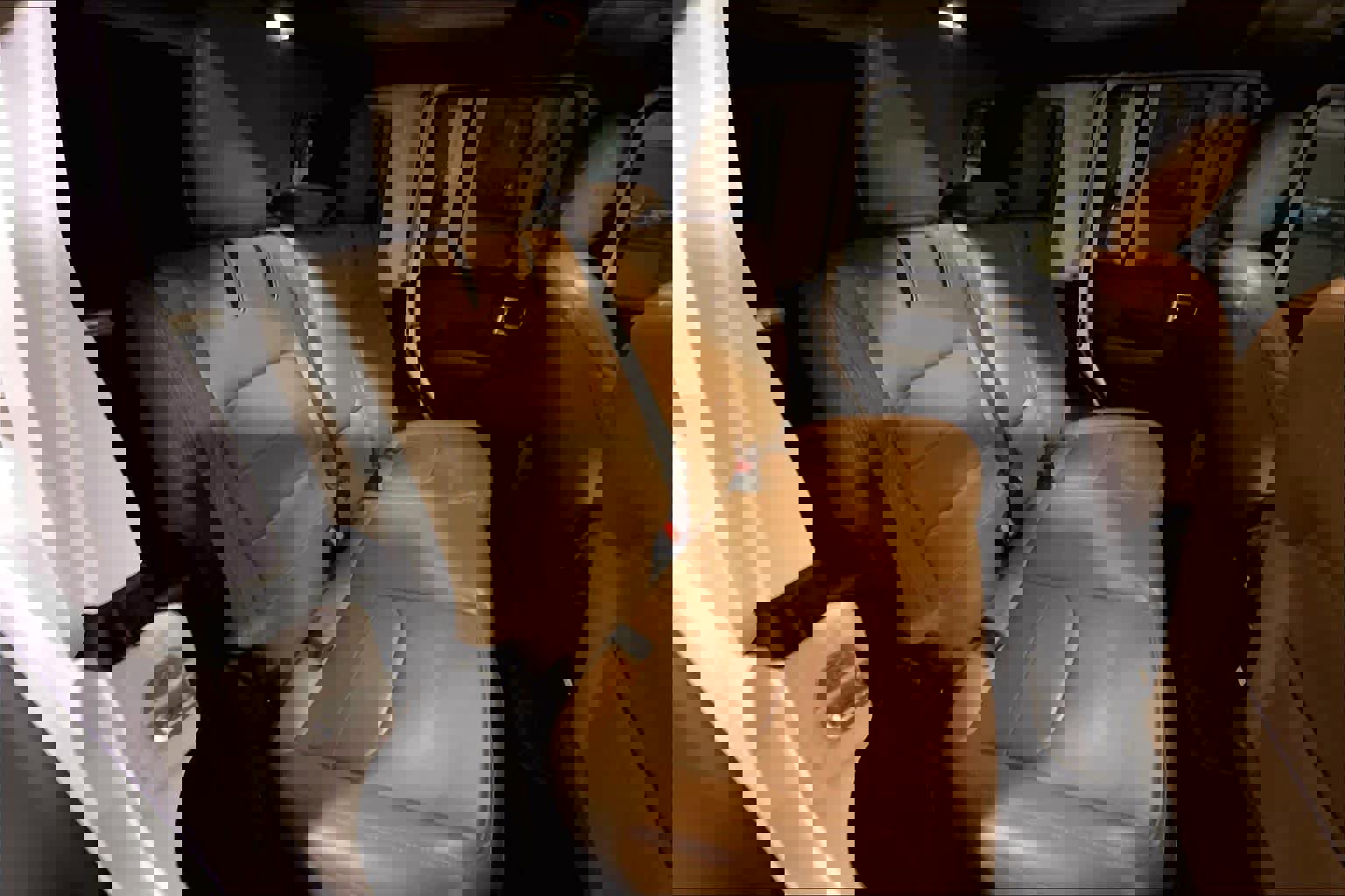 Used 2023 Jeep Wrangler Sahara w/ Cold Weather Group image 18