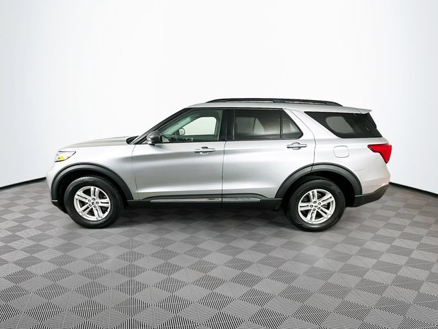 Certified 2024 Ford Explorer XLT w/ Equipment Group 202A AWD/4WD image 7