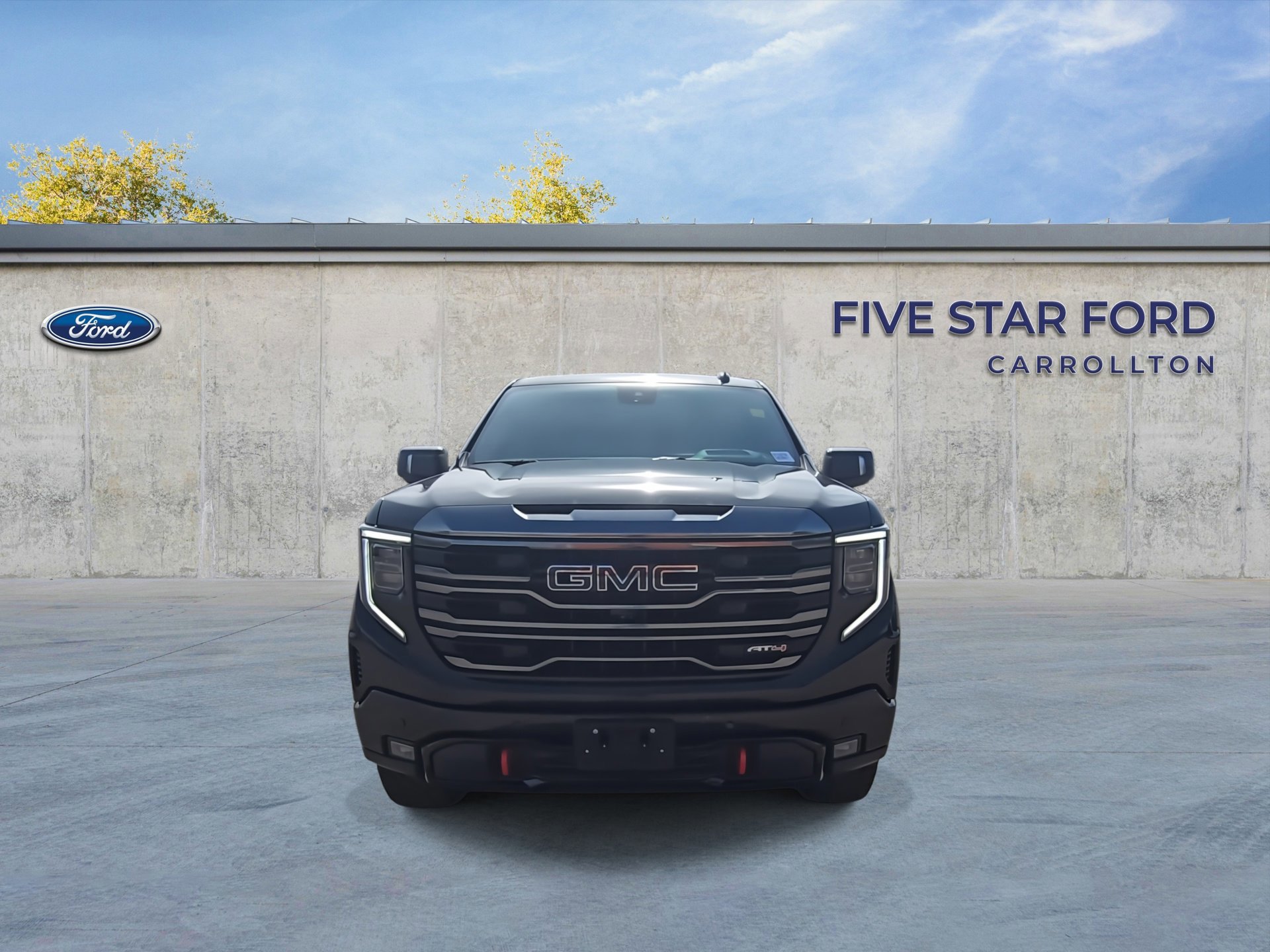 Used 2023 GMC Sierra 1500 AT4 w/ Technology Package image 9