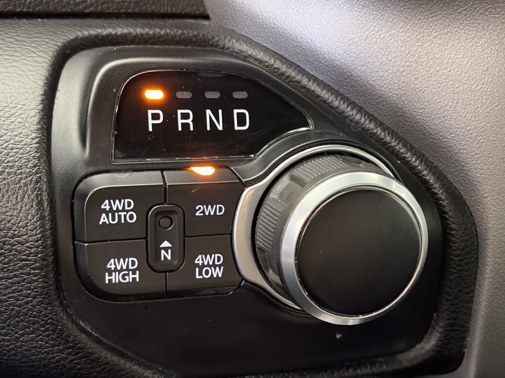 Used 2022 RAM 1500 Big Horn AWD/4WD image 23