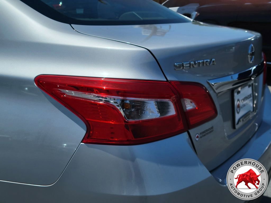 Used 2018 Nissan Sentra SV FWD image 13