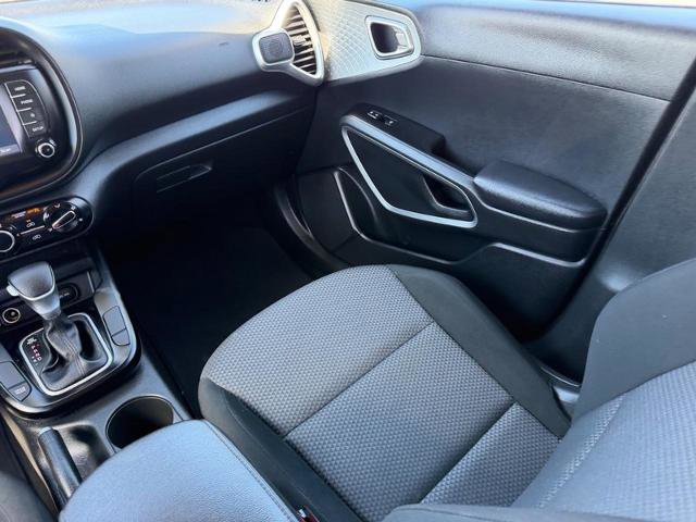Used 2020 Kia Soul FWD image 19