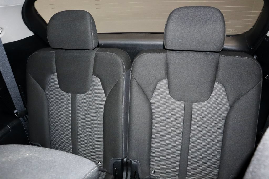 Used 2025 Kia Sorento LX FWD image 22