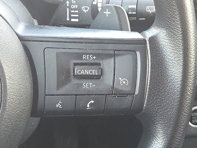 Used 2023 Nissan Rogue S AWD/4WD image 36