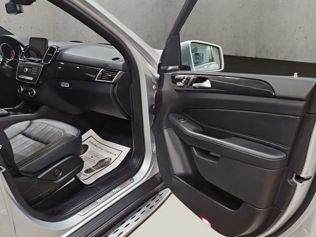 Used 2019 Mercedes-Benz GLS 450 4MATIC image 23