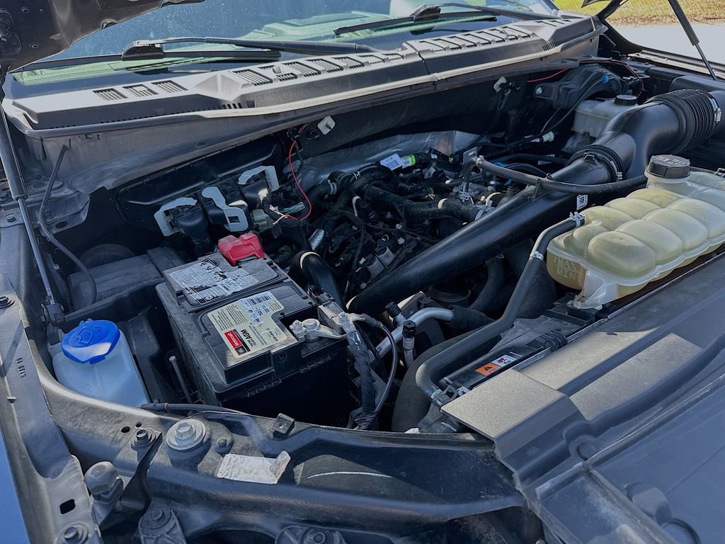 Certified 2020 Ford F150 Lariat w/ Equipment Group 502A Luxury image 26