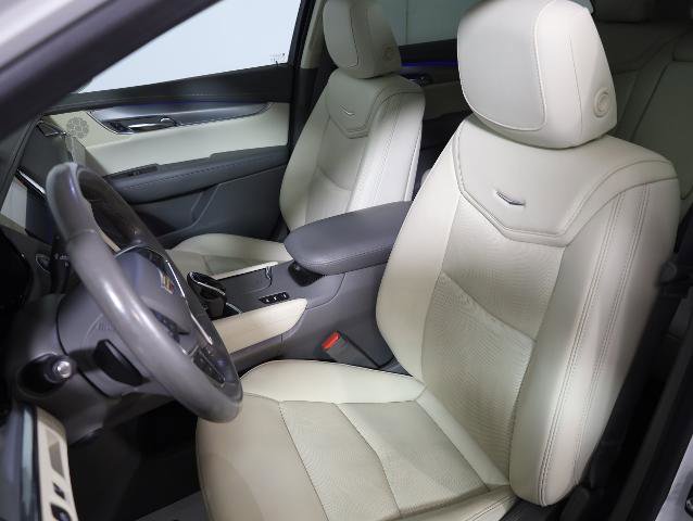 Used 2019 Cadillac XT5 Premium Luxury AWD/4WD image 8