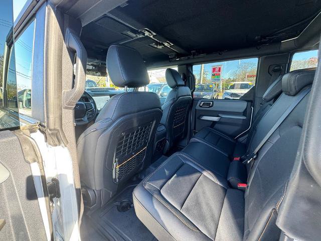 Certified 2023 Ford Bronco Badlands w/ Sasquatch Package image 9