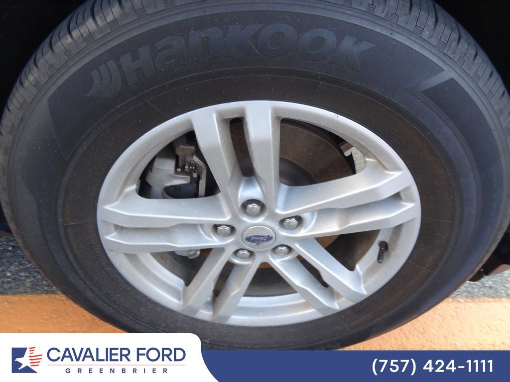 Certified 2024 Ford Explorer XLT RWD image 11