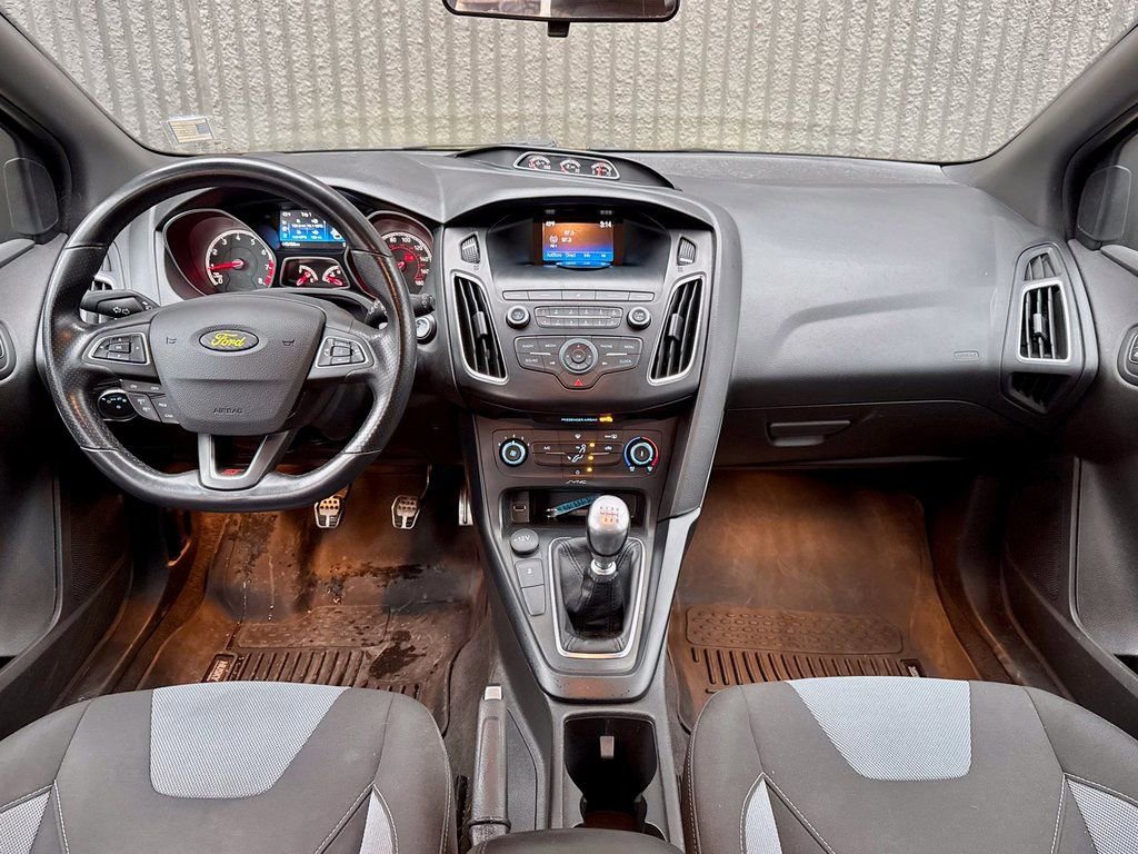 Certified 2018 Ford Focus ST image 31