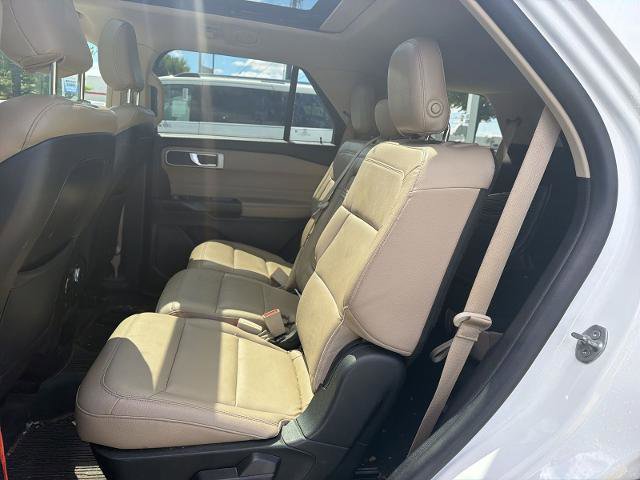 Certified 2020 Ford Explorer XLT w/ Equipment Group 202A AWD/4WD image 7