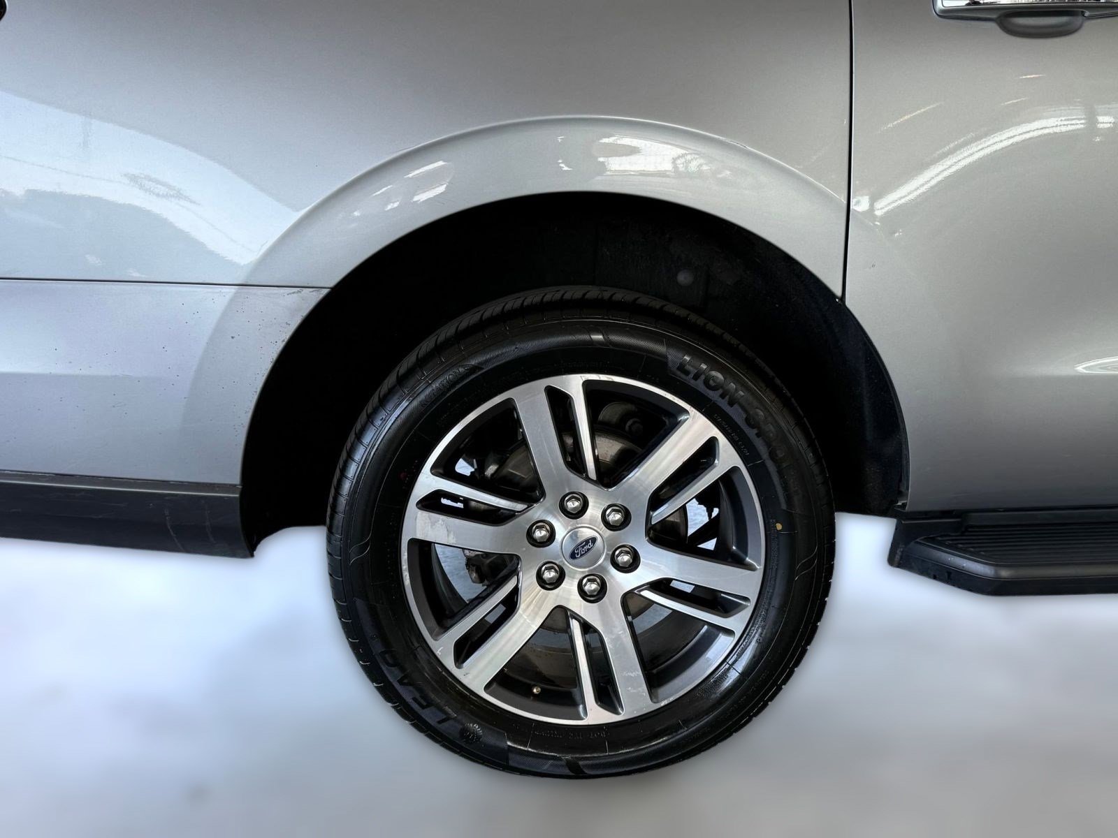 Certified 2024 Ford Expedition Max Limited RWD image 12
