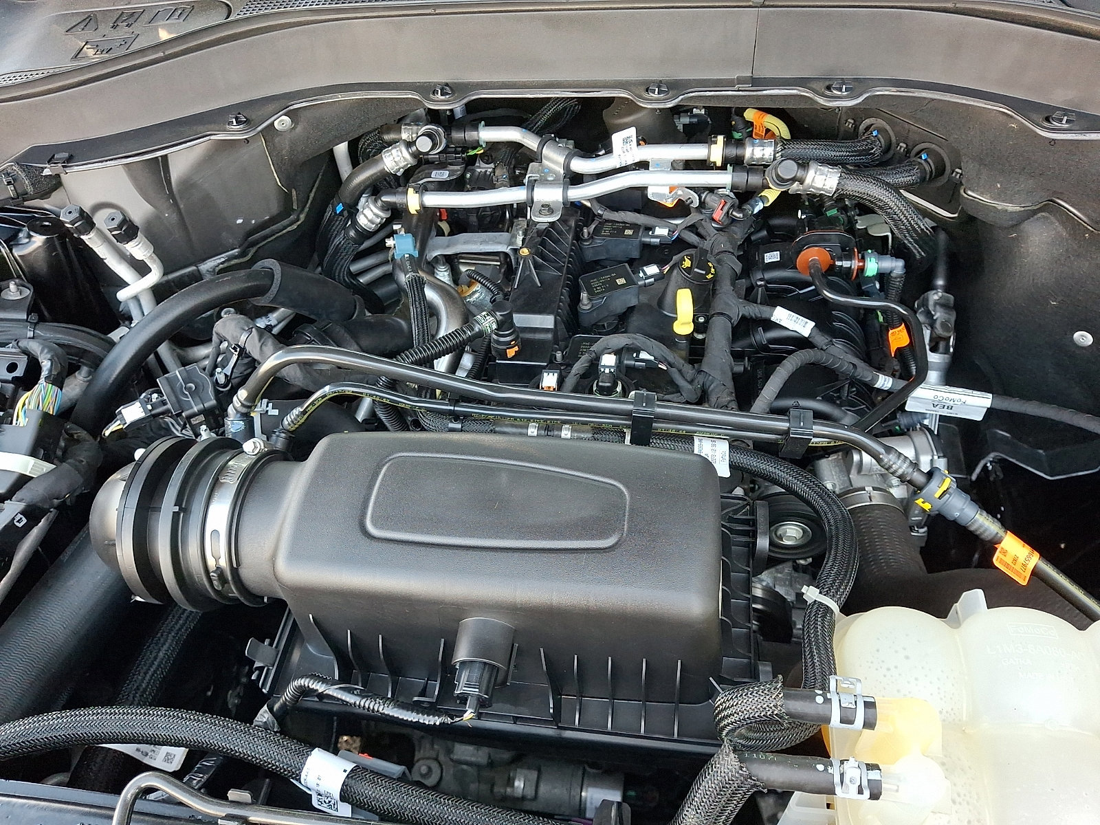 Certified 2022 Ford Explorer XLT w/ Class IV Trailer Tow Package image 28