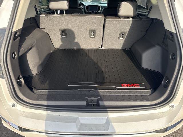 Used 2024 GMC Terrain Denali w/ Denali Premium Package image 12