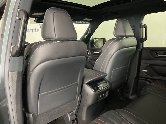Used 2025 Nissan Armada PRO-4X w/ Pro-4X Premium Package image 15