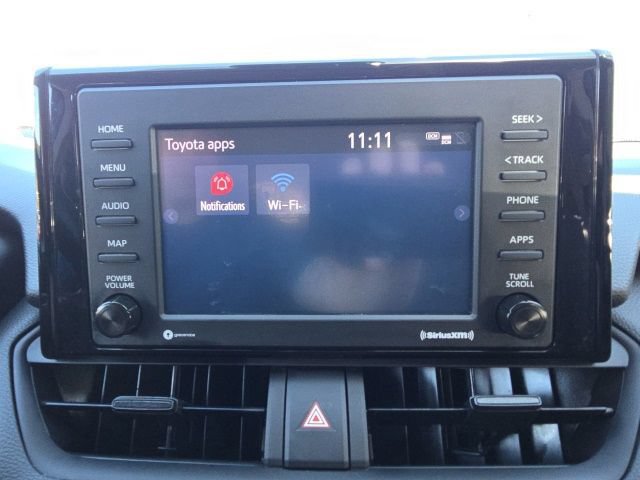 Used 2022 Toyota RAV4 XLE AWD/4WD image 36