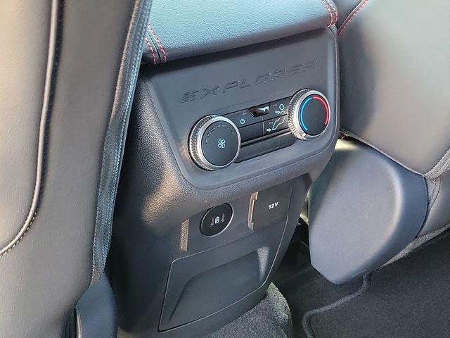 Certified 2025 Ford Explorer ST-Line AWD/4WD image 24