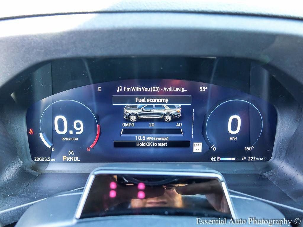 Certified 2025 Ford Explorer Platinum w/ LUX Leather Package image 15